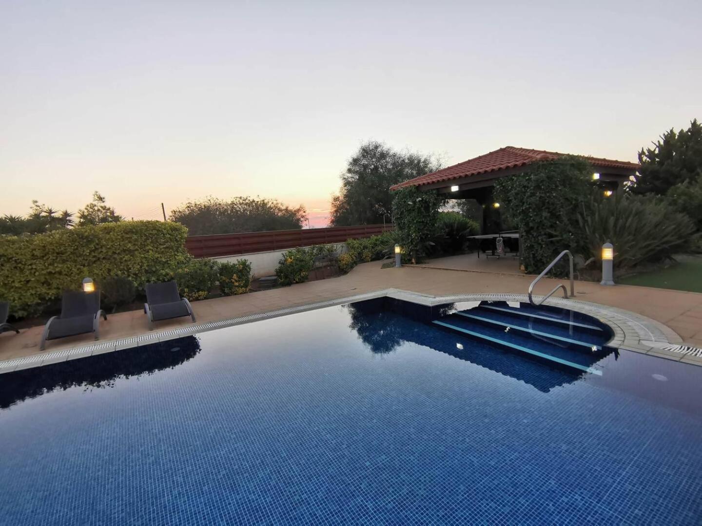 Orchard Blossom Private Villa With Pool Phrenaros Kültér fotó