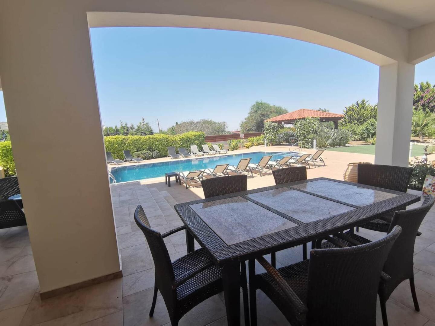 Orchard Blossom Private Villa With Pool Phrenaros Kültér fotó