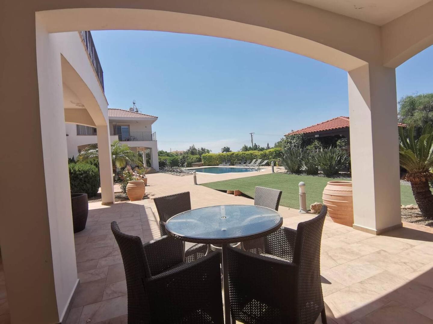 Orchard Blossom Private Villa With Pool Phrenaros Kültér fotó